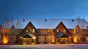 Exterior photo of The Wort Hotel in the Winter