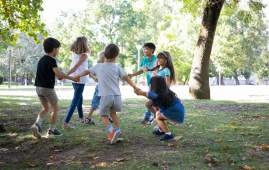 Parques con zonas infantiles en Fuengirola: diversión al aire libre para disfrutar en familia