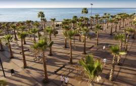 A full day on Fuengirola’s seafront promenade