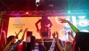 LGBTQ+ Entertainment in Palm Springs 🌈