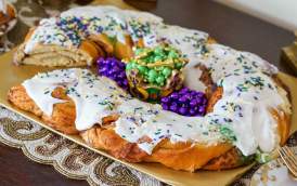 Manny Randazzo's King Cake