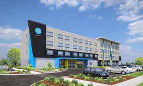 Tru by Hilton Ashburn One Loudoun