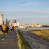Jogging along the Mississippi River