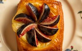 Seasonal Danish - Lagniappe Bakehouse