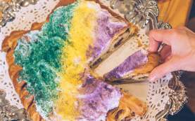 Dong Phuong King Cake