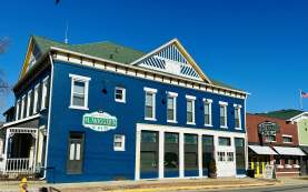Mogger's Pub exterior and sign