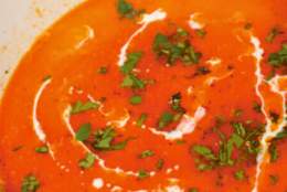Creamy lobster bisque