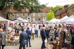 Shopping in Midhurst