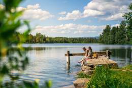 Relaxing on the pier in the Gjøvik region