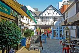 Angel Gate in Guildford