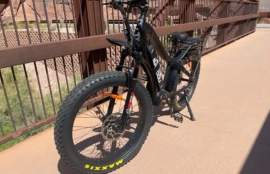 Canyonlands By Night and Day e-bike