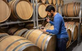 Volcanic Hills Winery-Bobby Gidda President