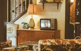 Skinny Duke s Glorious Emporium Living Room 5