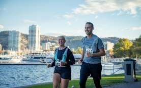 Apple Marathon 2024 Runners in Kelowna City Park 5