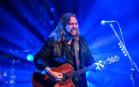 Touchdown Kelowna Kickoff Concert with Alan Doyle