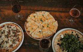 Blind Tiger Vineyards Pizza