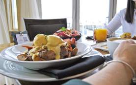 Eldorado Resort Breakfast at Lakeside Dining Restaurant