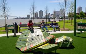 Goldring Woldenberg Riverfront Park