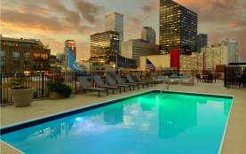 Renaissance Arts Hotel - Pool