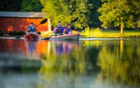 Fowler Park kayak with covered bridge