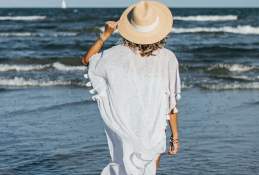 blog-style-currents-port-aransas-texas-kick-lounge-on-beach-coverup
