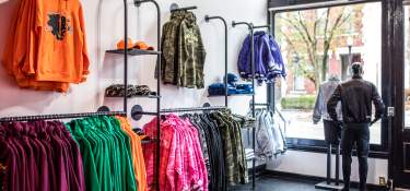 colorful clothing boutique in Cincinnati
