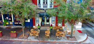 Bouquet Restaurant & Wine Bar