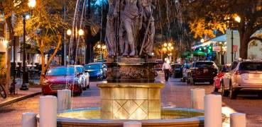 A fountain in Thornton Park in Downtown Orlando