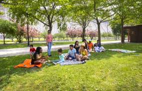 Families at Kensico Dam