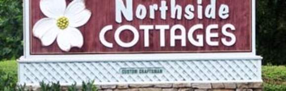Carr's Northside Motel and Cottages