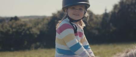 Video Thumbnail - youtube - What makes the perfect family holiday?