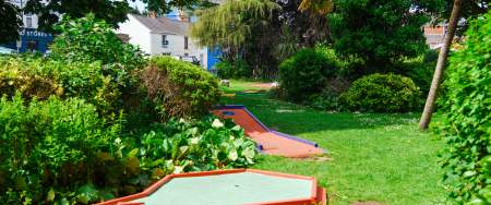 southend gardens mini golf