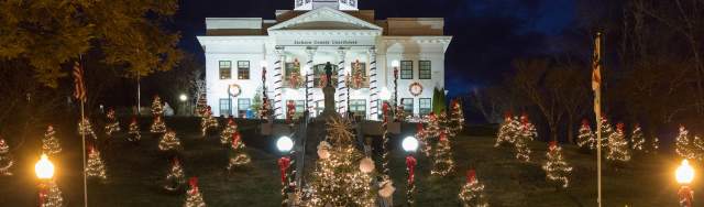 ⑫Firehouse / Dance Hall Christmas Our Christmas Foyer and a Full Home Video Tour 2020 - Happy