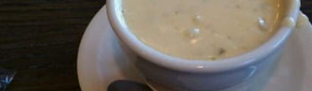 Deliciously Creamy Red Robin Clam Chowder Recipe: Savor the Seafood Goodness