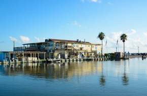 Stingaree Restaurant & Marina