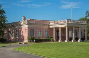Pompeiian Villa