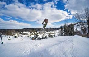 Boston Mills Brandywine Snowboarder