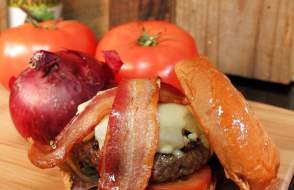 Mason Jar Brews & Burgers