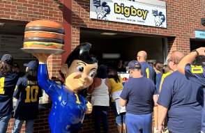 big boy restaurant at michigan stadium