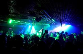 LIVE Nightclub