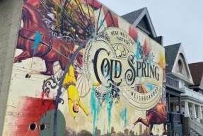 Near West Side Mural Bus Tour