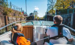 Fritidsbåt i Haldenkanalen