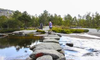 Hiking Skrelia Lyngdal Norway