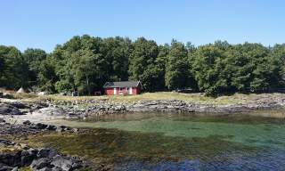 Jordbærbua på Dvergsøya