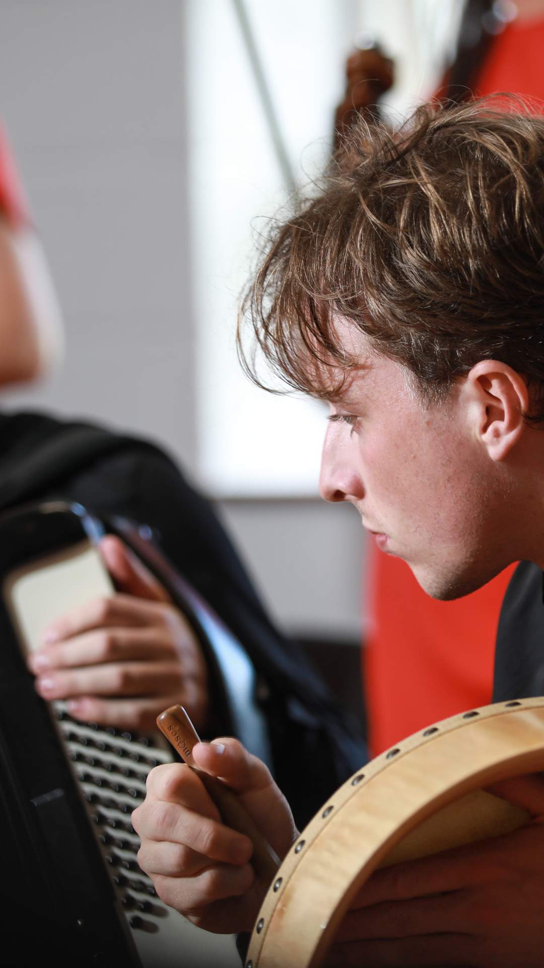 Traditional Irish musicians performing at Fleadh Cheoil na hÉireann