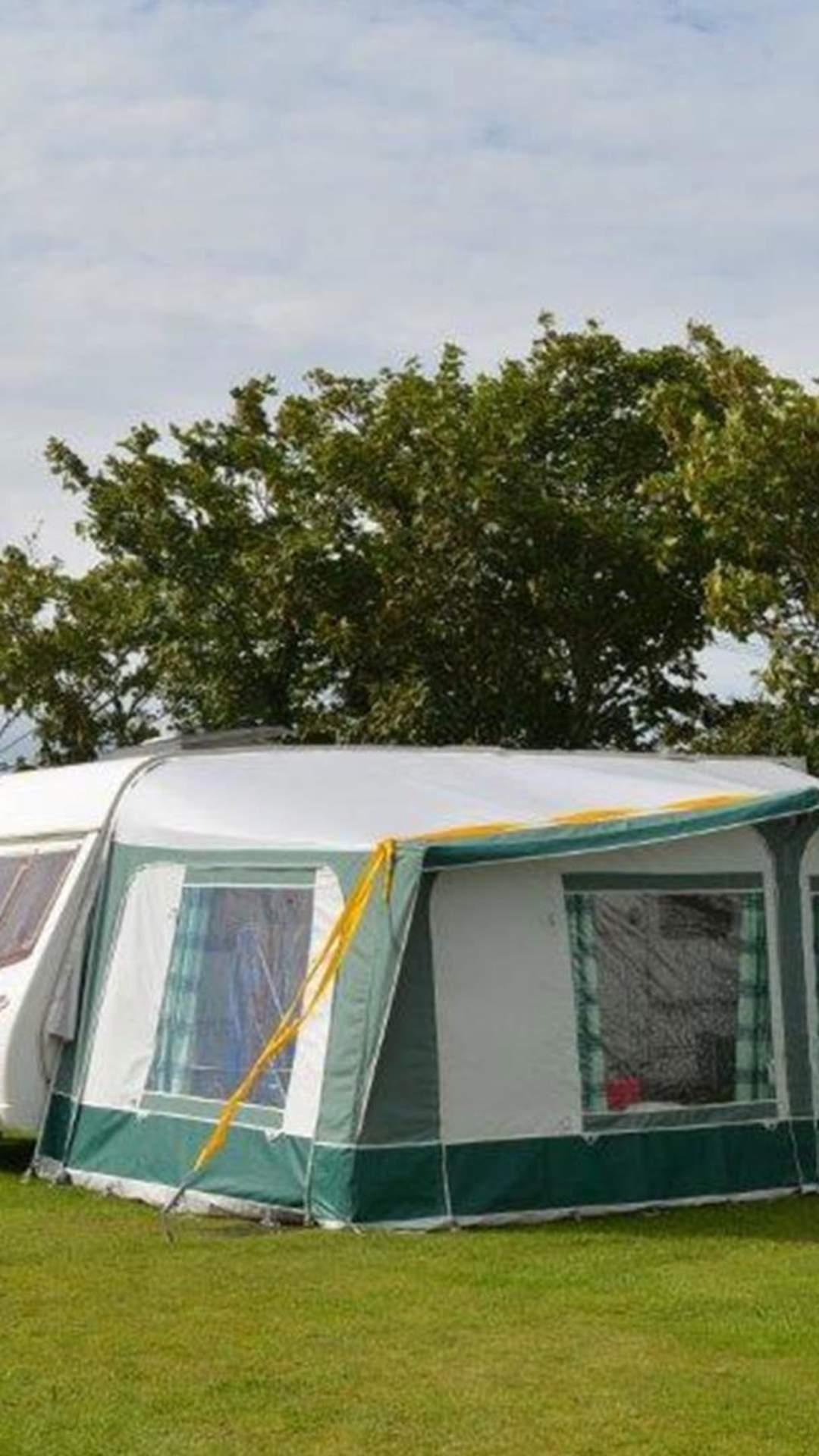 Caravans and camping in Northern Ireland | Chestnutt Holiday Park