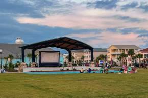 Ocean Isle Beach Moonlight Movies