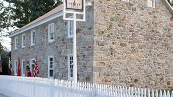 Dills Tavern