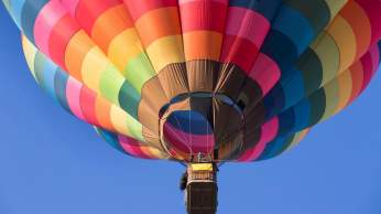 hot air balloon