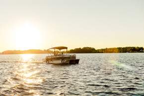A Guide to Boat Rentals on Lake Norman